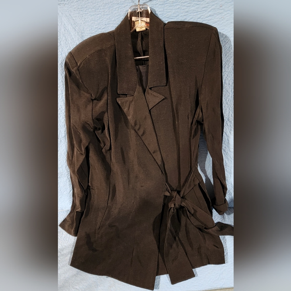 Retro Wrap-Tie Suit, With 2 Skirts Included